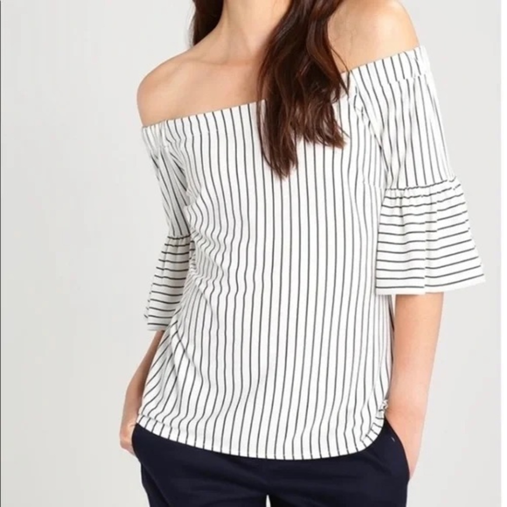 Banana Republic Black and White Striped Women’s Blouse